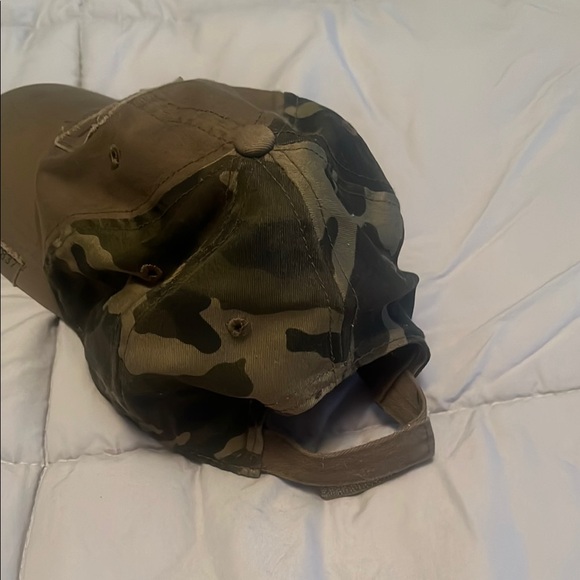 John Deere Brown and Camouflage Cap - Picture 2 of 2